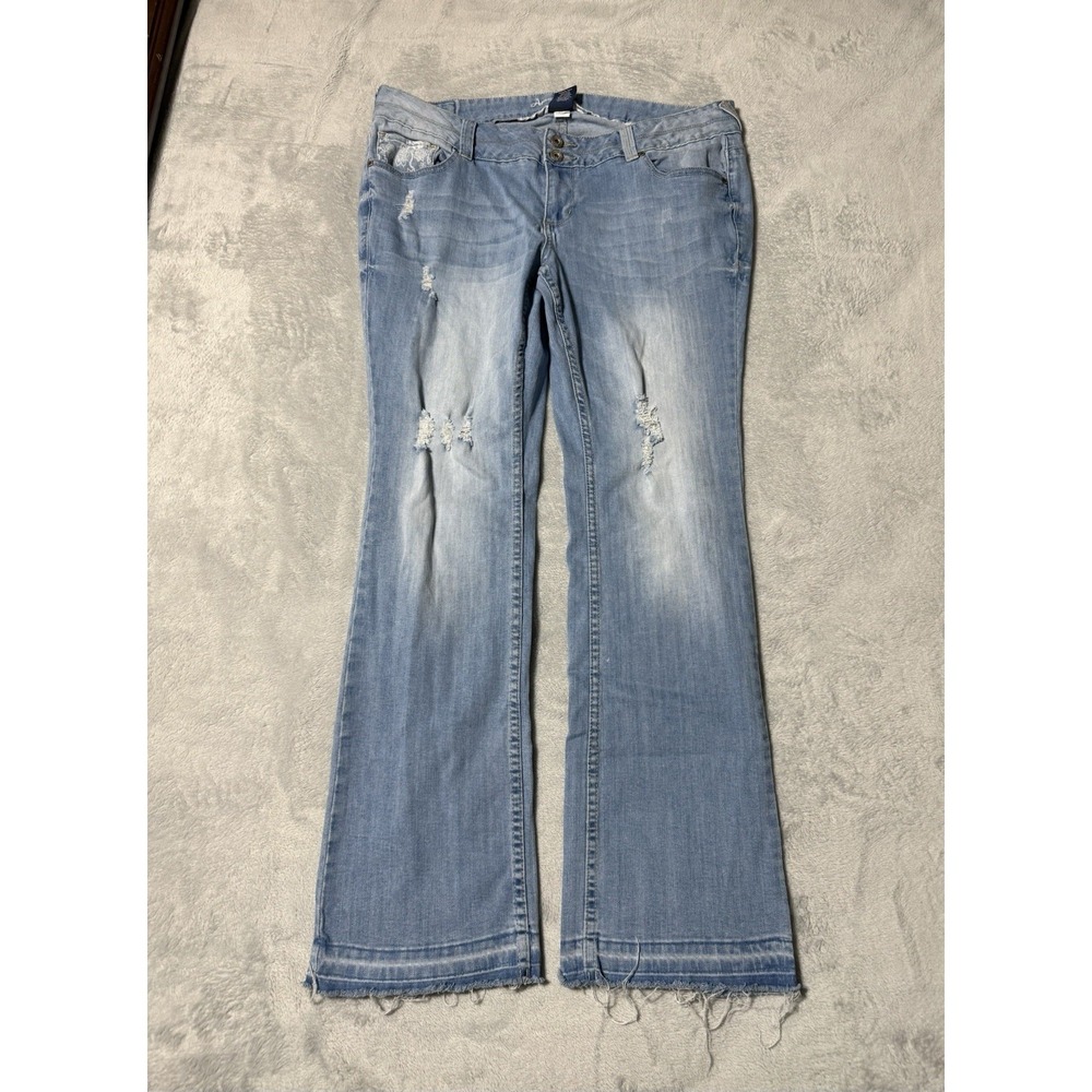 Amethyst Jeans Womens 16 Blue Bootcut Light Wash Distressed Fray 37x31.5